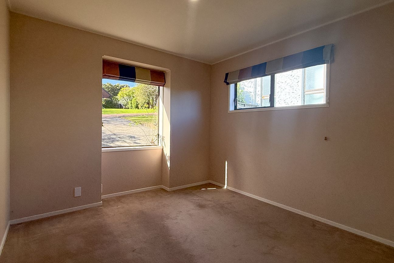 Four Bedroom Family Home, St Heliers Ridgeline - Mehr