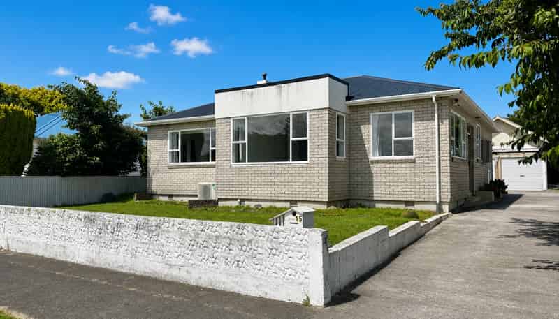 15 Clifford Street, Hawera