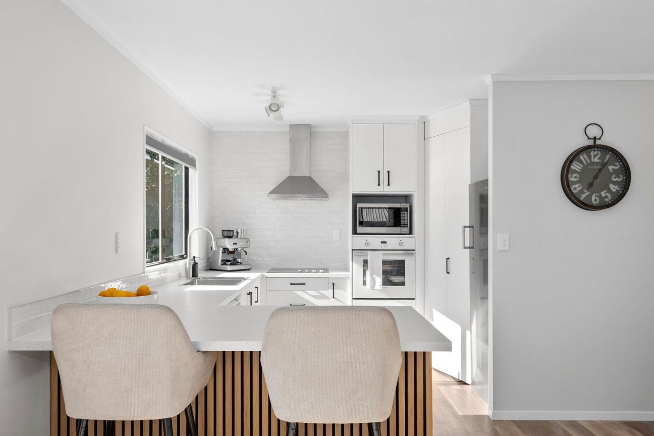 Move in ready, Great location. Act fast! - Aanzicht 6