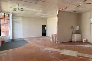 Versatile 67sqm commercial space in Howick