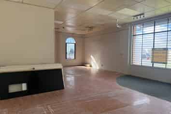 Versatile 67sqm commercial space in Howick