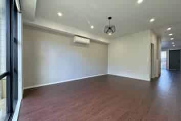 Auckland - Address withheld