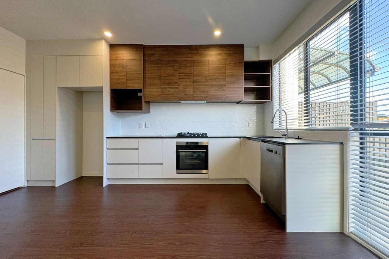 Spacious and Stylish Family Home for Rent in Flat Bush - Ansicht 5