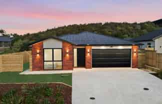 22 Rongoa Maori Way, Pukekohe