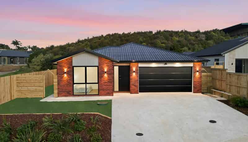22 Rongoa Maori Way, Pukekohe