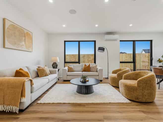 22 Rongoa Maori Way, Pukekohe