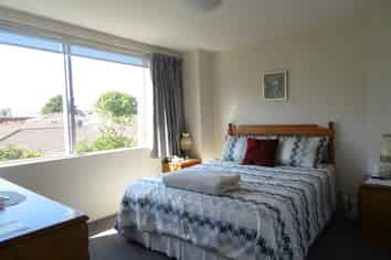 B4/30-36 Bay Palms, Bute Road, Browns Bay