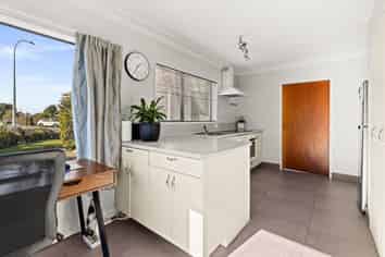 34 Roskilda Crescent, Taradale