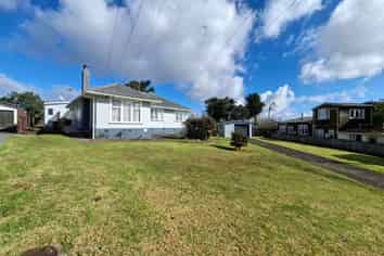 22 Marewa Street, Te Atatu South