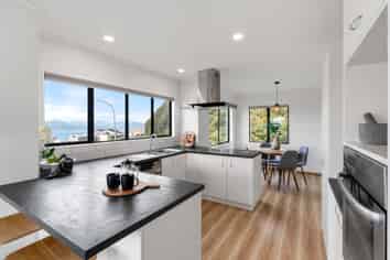 19 Jaunpur Crescent, Broadmeadows