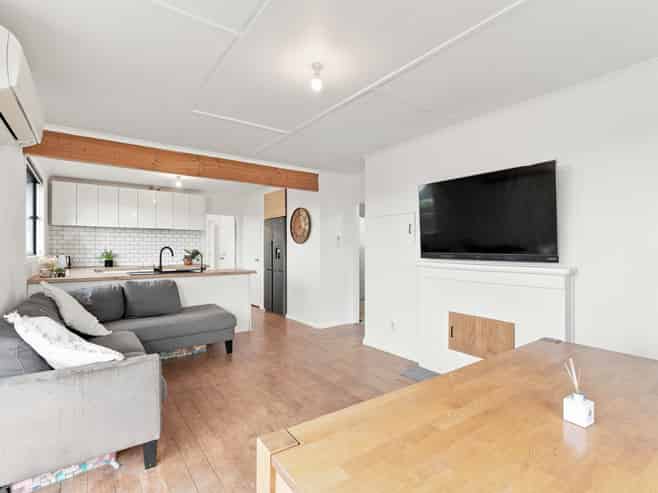 25 Green Street, Mosgiel