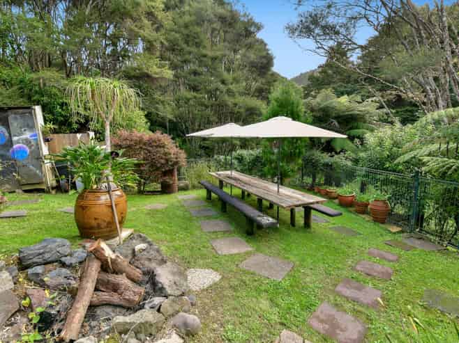 203 Tahekeroa Road, Kaukapakapa