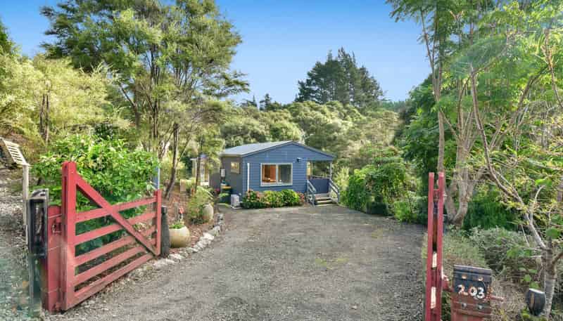 203 Tahekeroa Road, Kaukapakapa