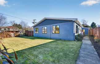 5658 West Coast Road, Springfield