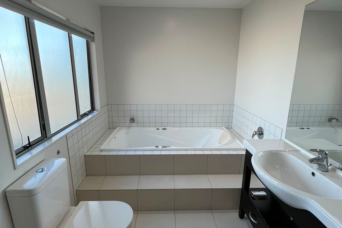 Very Spacious family home in great Location - Fler