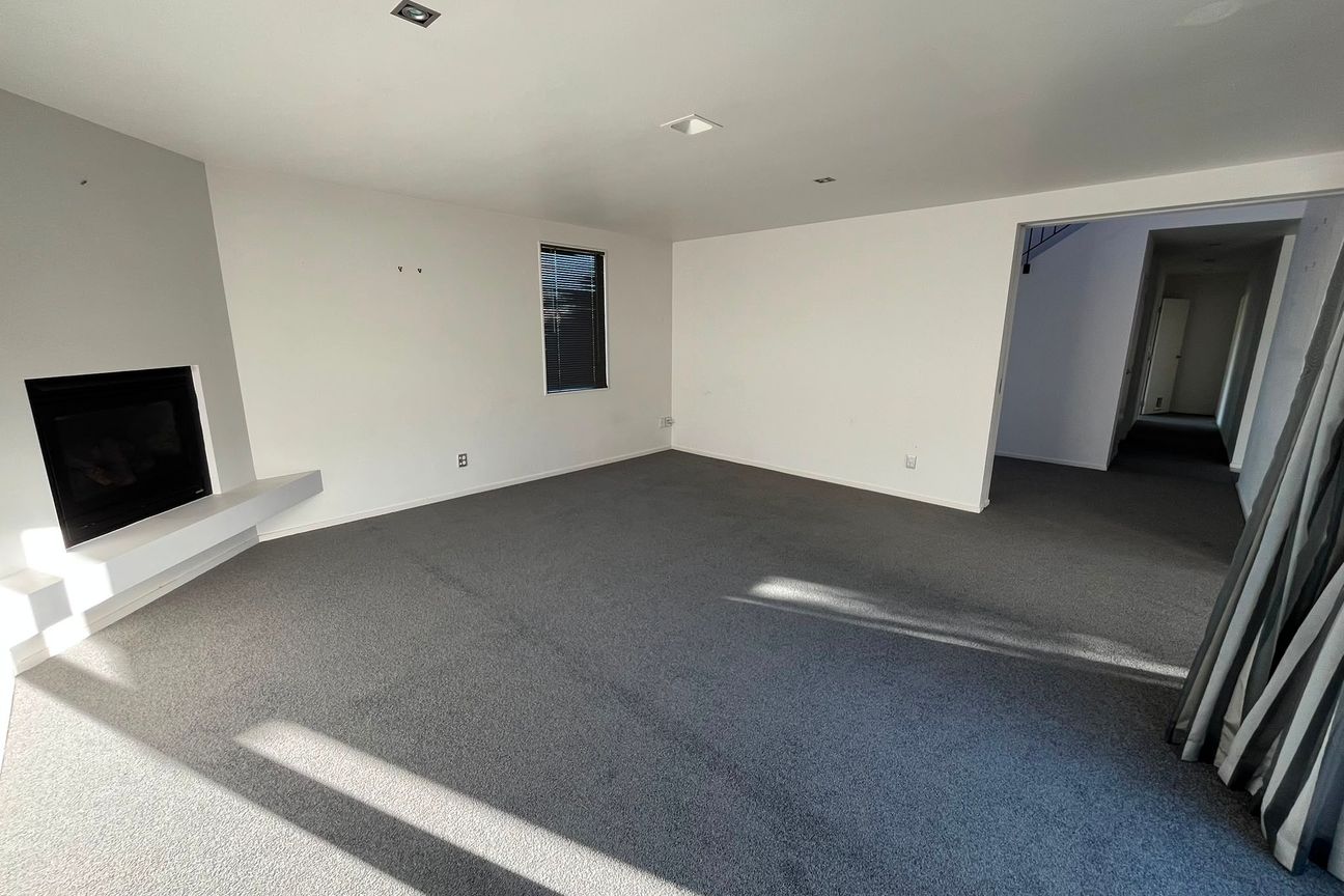 Very Spacious family home in great Location - Bild 2