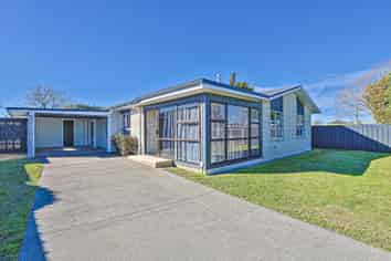 4 Amundsen Avenue, Flaxmere