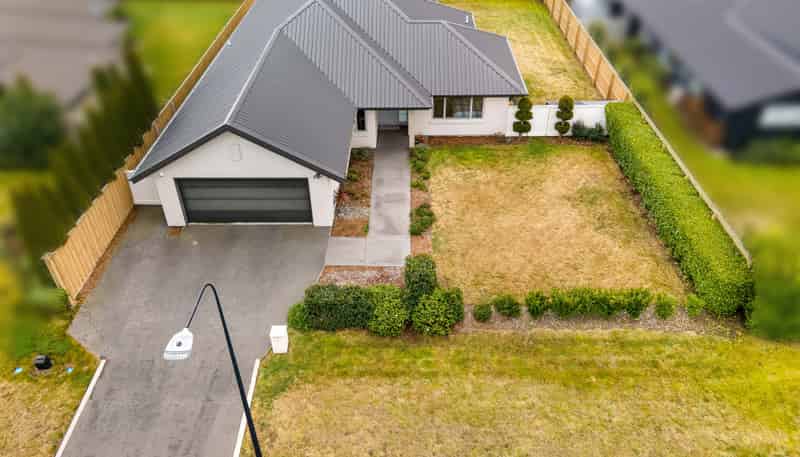 6 Rossall Crescent, Rolleston