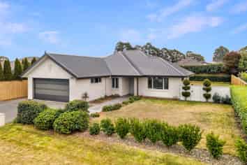 6 Rossall Crescent, Rolleston