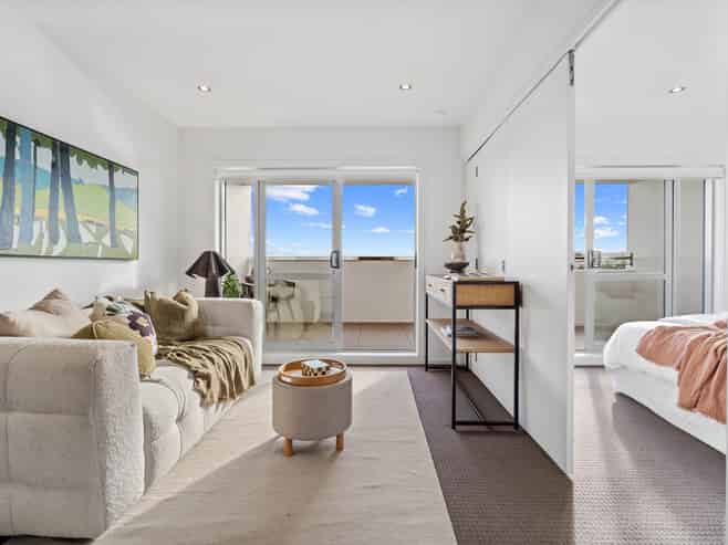 D9/60 Masons Road, Oteha