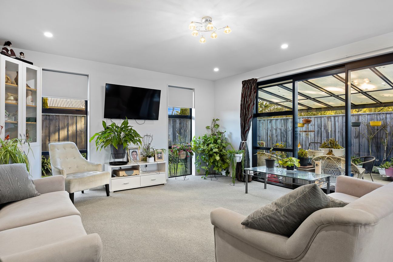 Contemporary Living with Space to Simply Enjoy - Widok 5