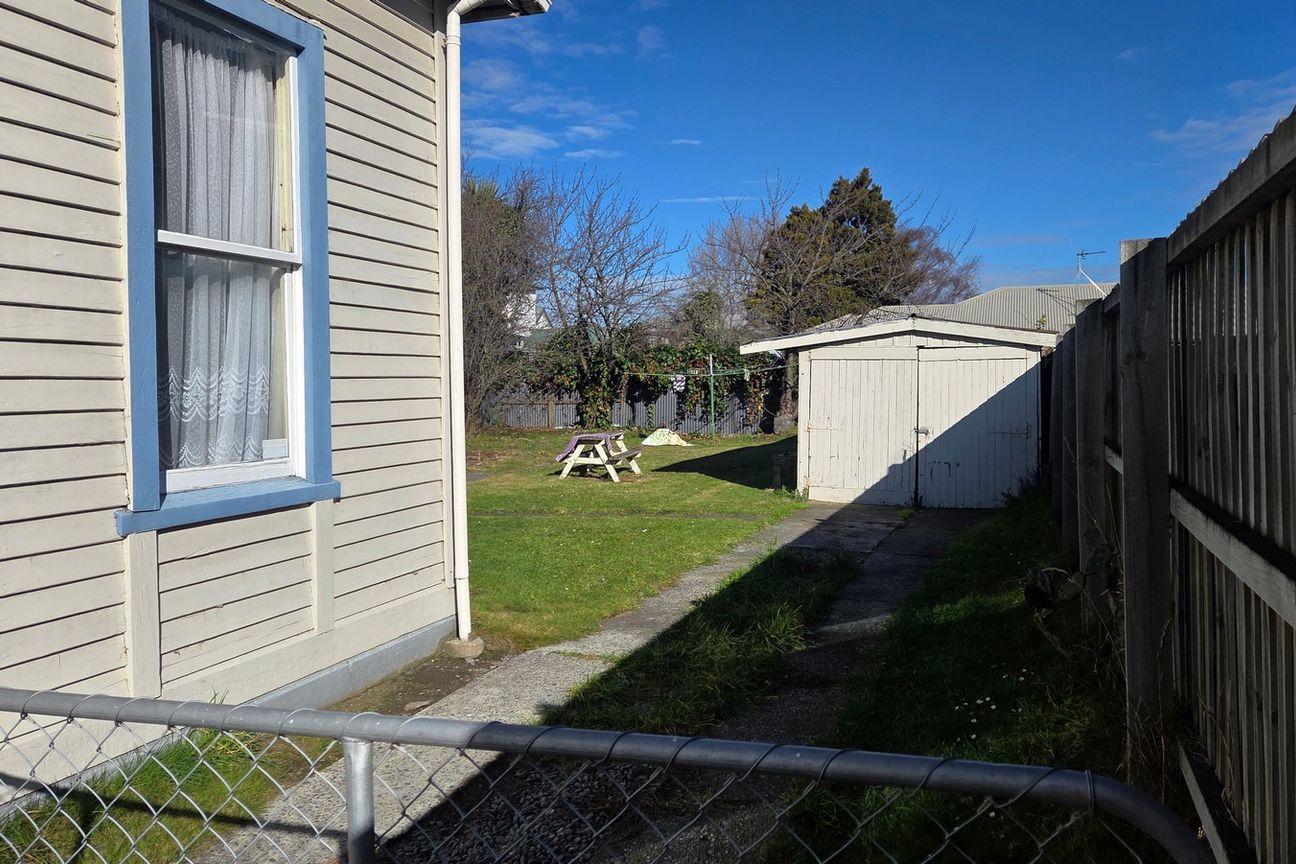 Character Villa with Large Fenced Section – Dogs Welcome - Aanzicht 3