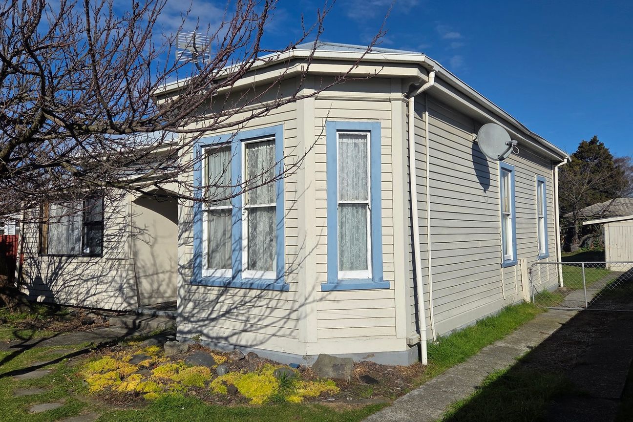 Character Villa with Large Fenced Section – Dogs Welcome - Aanzicht 2