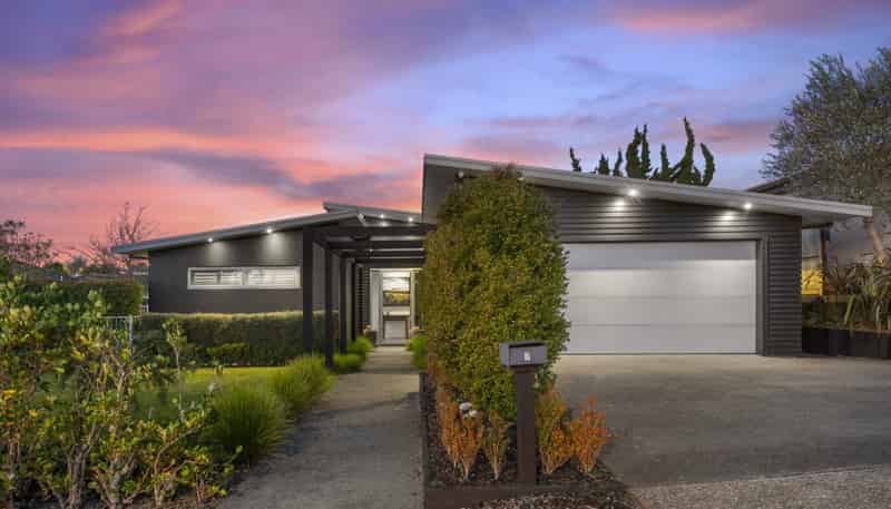 7 Rexford Heights, Pyes Pa