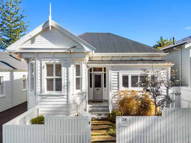 39 Kelmarna Avenue, Herne Bay