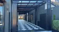 Open gallery