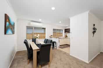 42 Rush Creek Drive, Westgate