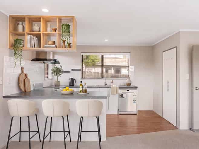 2/10 Bishop Street, Green Bay