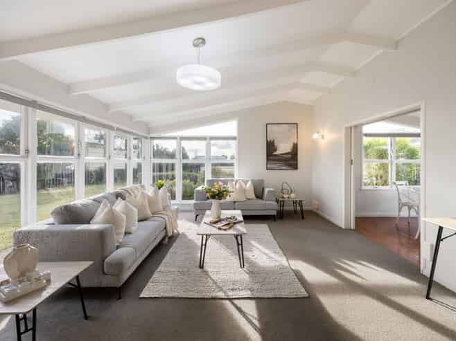 16 St Pauls Road, Chartwell