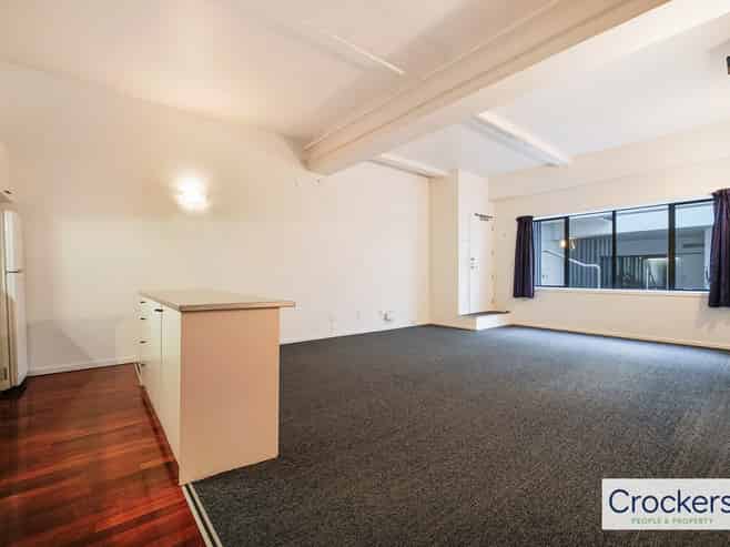 4F/11 Durham Lane, Auckland Central