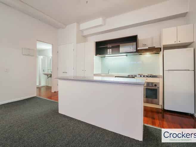 4F/11 Durham Lane, Auckland Central