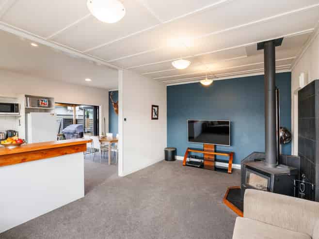 15 Suzanne Grove, Kelvin Grove