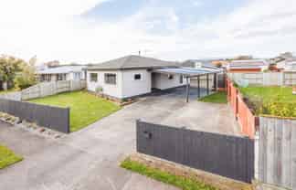 15 Suzanne Grove, Kelvin Grove