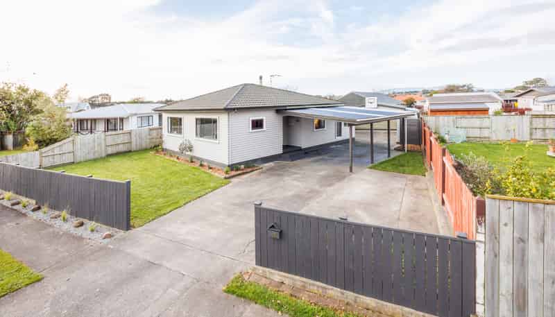 15 Suzanne Grove, Kelvin Grove