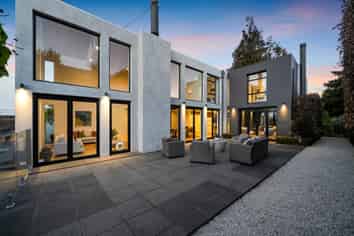 100 Glandovey Road, Fendalton