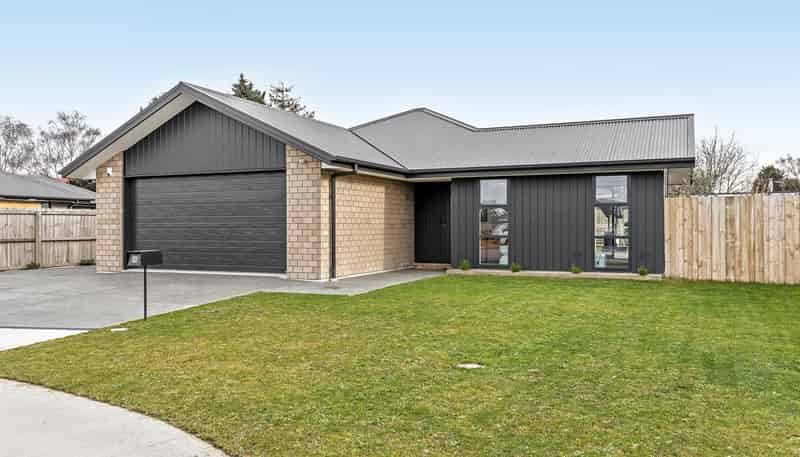 26 Salkeld Place, Woodend