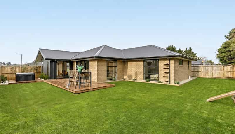 26 Salkeld Place, Woodend