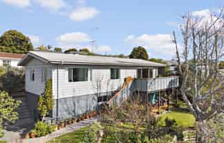 7 Noreast Drive, Torbay