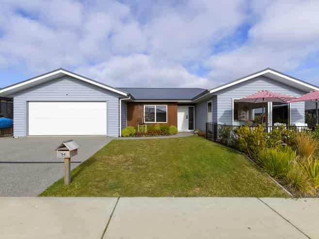 54 Ngaru Crescent, Wharewaka