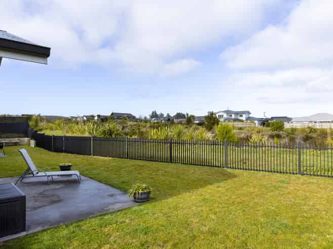 54 Ngaru Crescent, Wharewaka