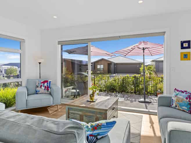 54 Ngaru Crescent, Wharewaka