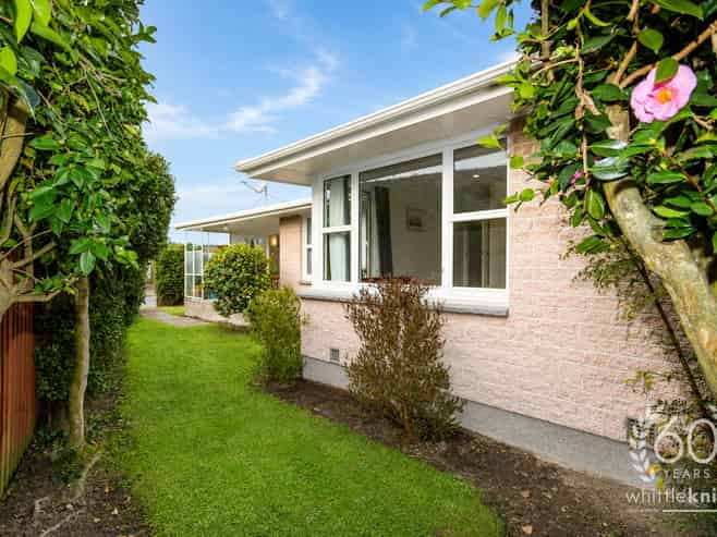 1/7 Aileen Place, Upper Riccarton