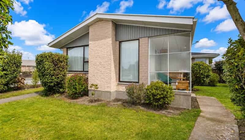 1/7 Aileen Place, Upper Riccarton