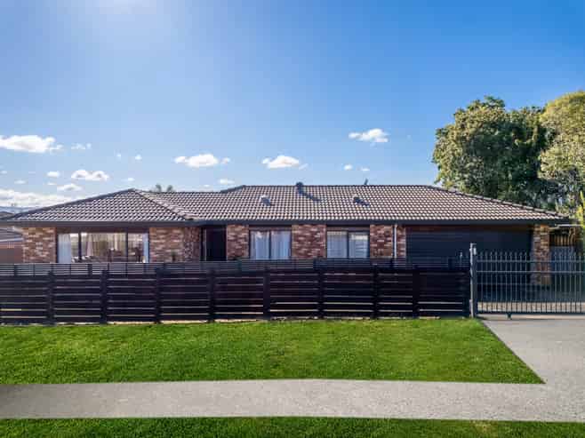 32 Munroe Road, Ranui