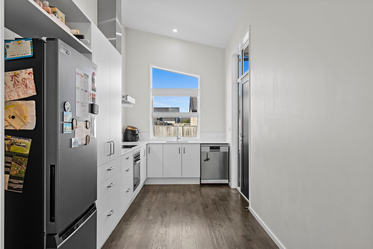A smart step into Papamoa - Vista 5