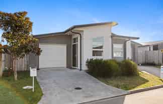 18B Komata Crescent, Papamoa